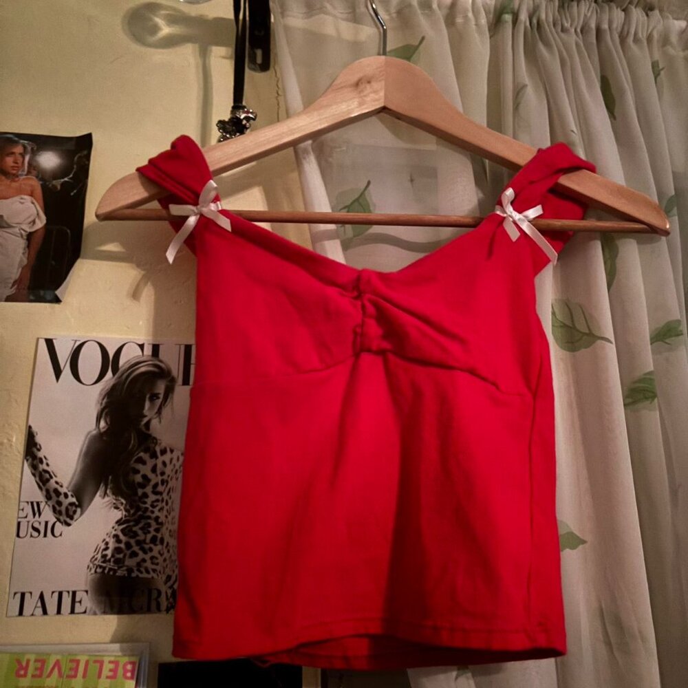 red full tilt bow cinch top